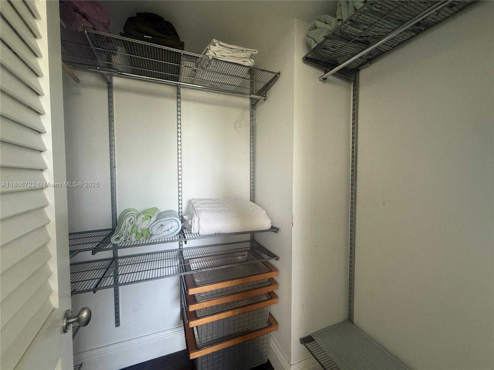 Small Image of 1027 PENNSYLVANIA AVE #301, Miami Beach Number 7