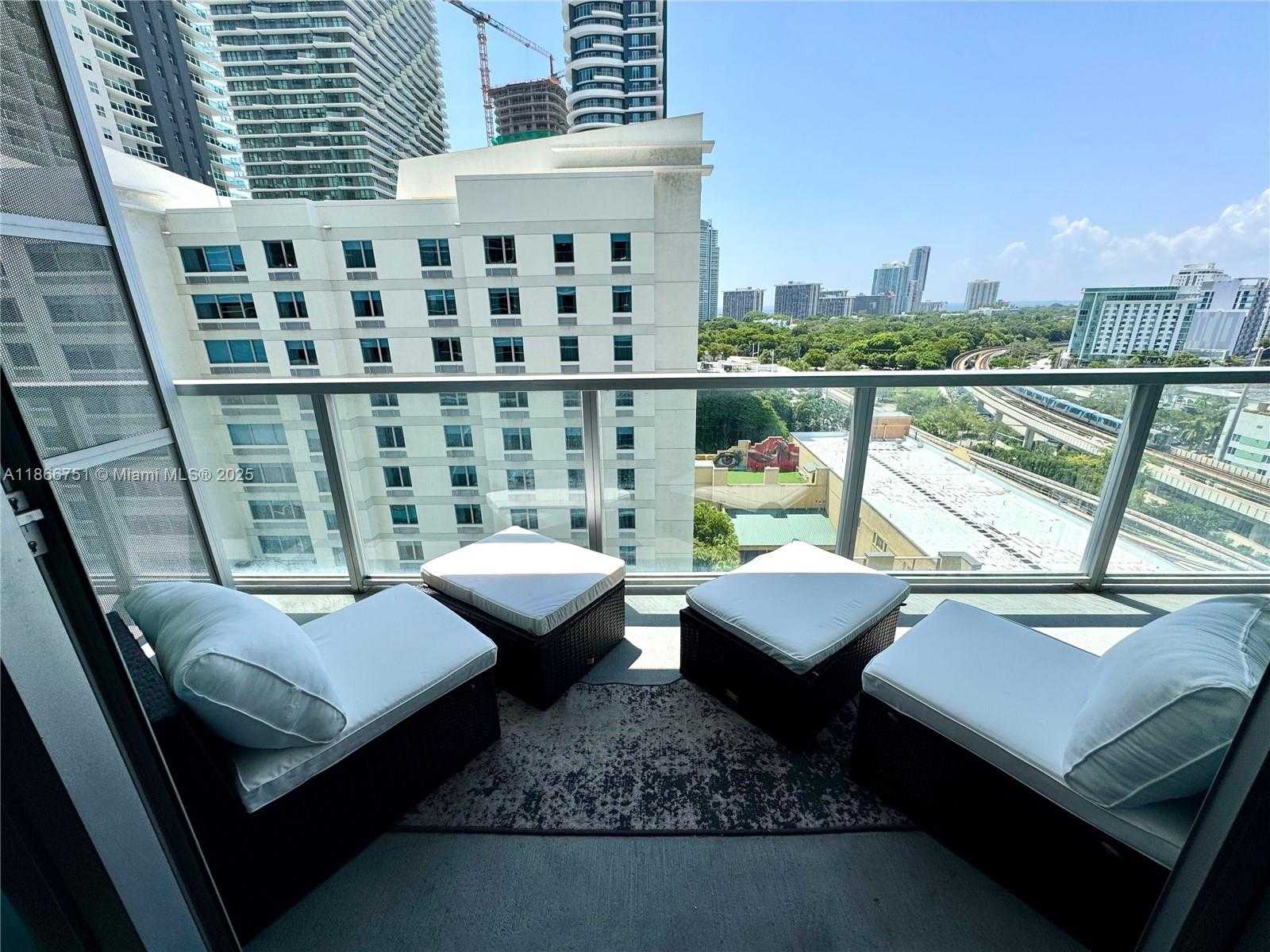 Small Image of 79 SOUTH WEST 12TH ST #1605, Miami Number 16