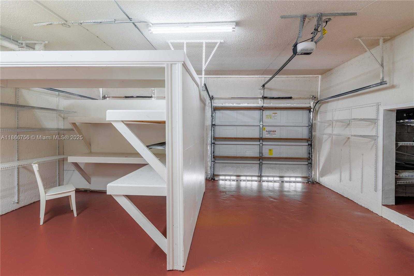 Small Image of 4670 SOUTH WEST 154TH PL, Miami Number 11