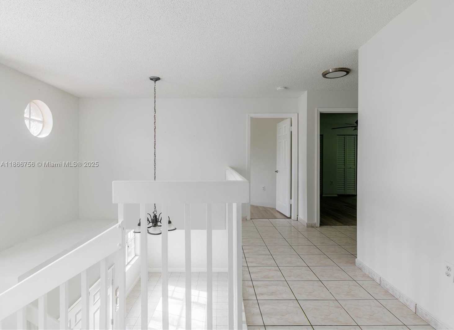 Small Image of 4670 SOUTH WEST 154TH PL, Miami Number 32
