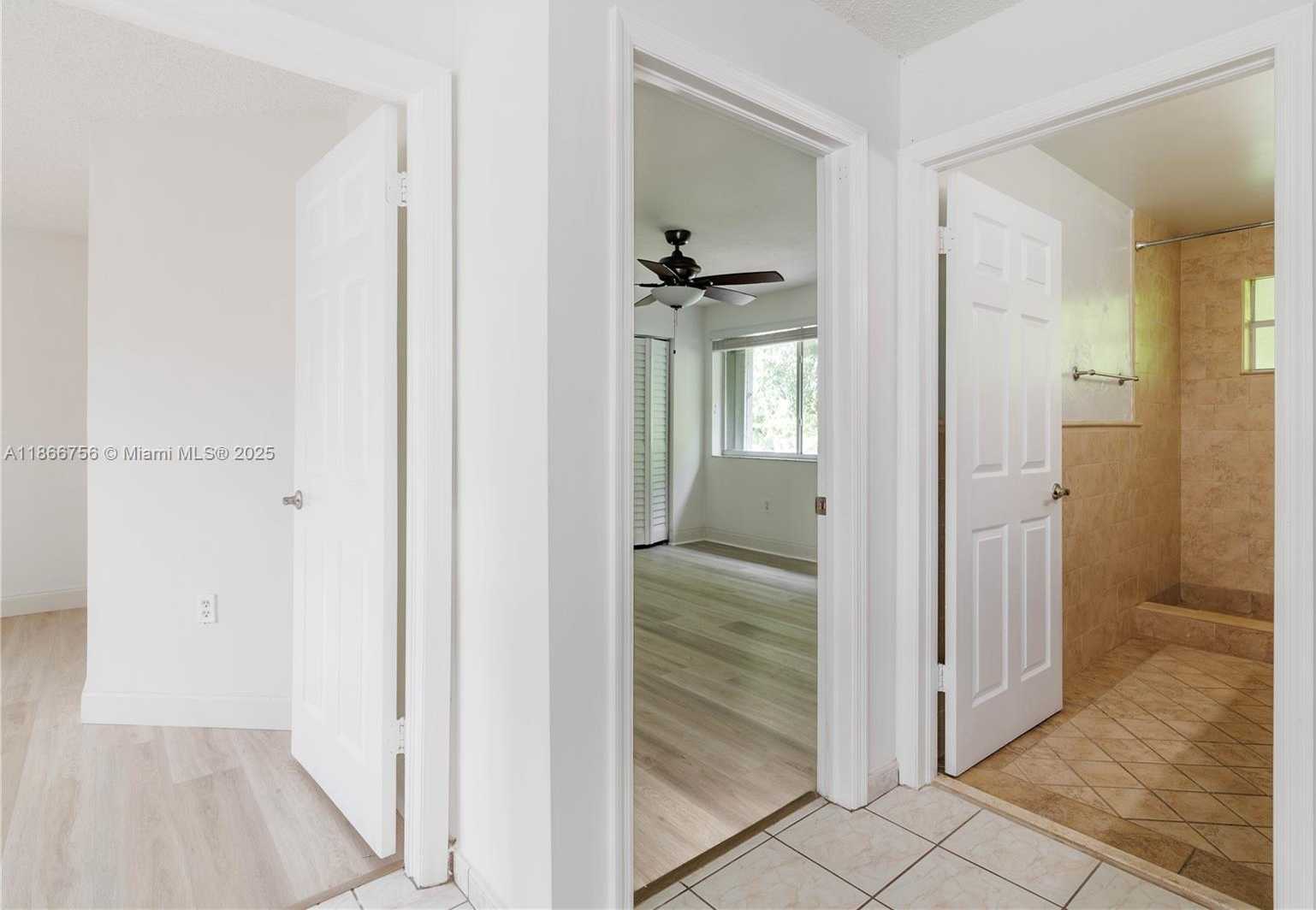 Small Image of 4670 SOUTH WEST 154TH PL, Miami Number 33