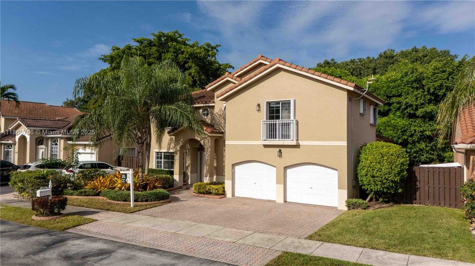 Small Image of 4670 SOUTH WEST 154TH PL, Miami Number 71