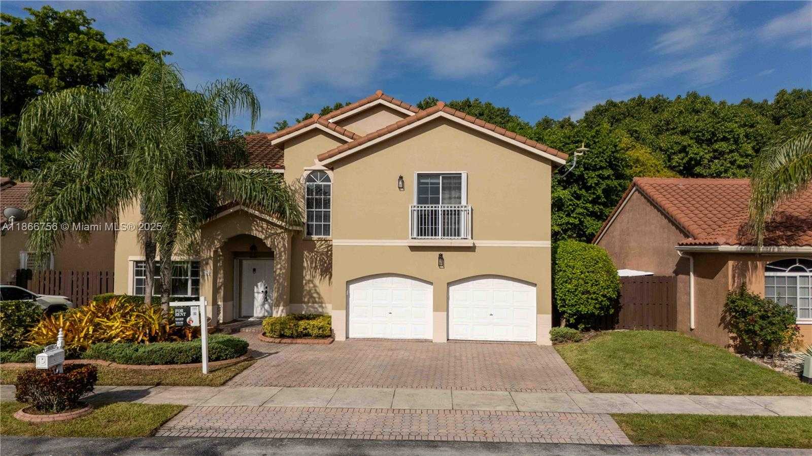 Small Image of 4670 SOUTH WEST 154TH PL, Miami Number 72