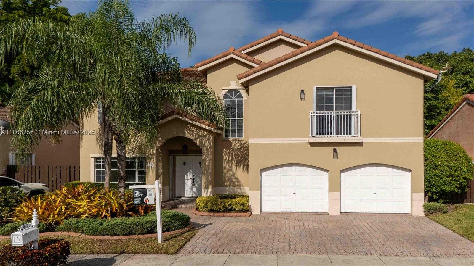 Small Image of 4670 SOUTH WEST 154TH PL, Miami Number 73