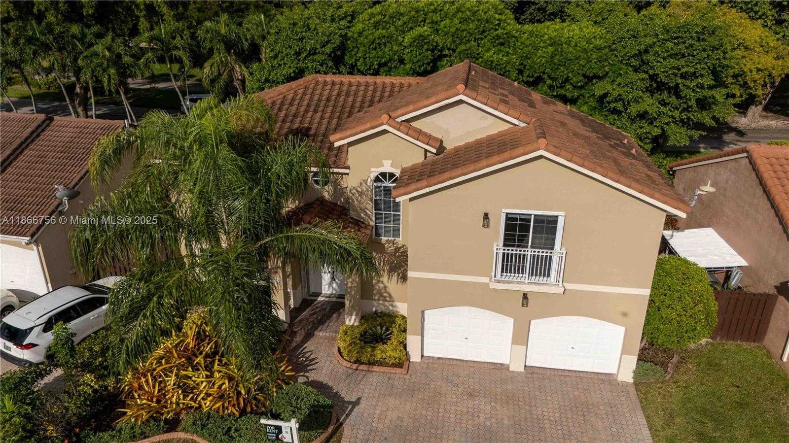 Small Image of 4670 SOUTH WEST 154TH PL, Miami Number 74
