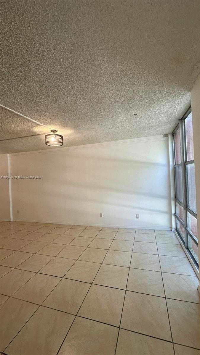 Small Image of 210 172ND ST #227, Sunny Isles Beach Number 6