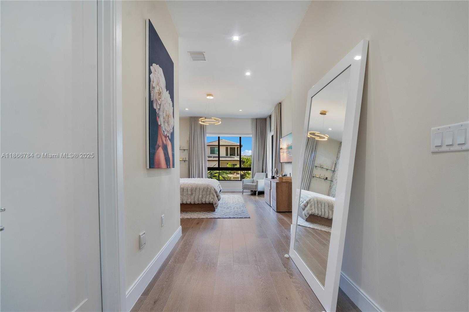Small Image of 8279 NORTH WEST 43RD ST, Doral Number 15