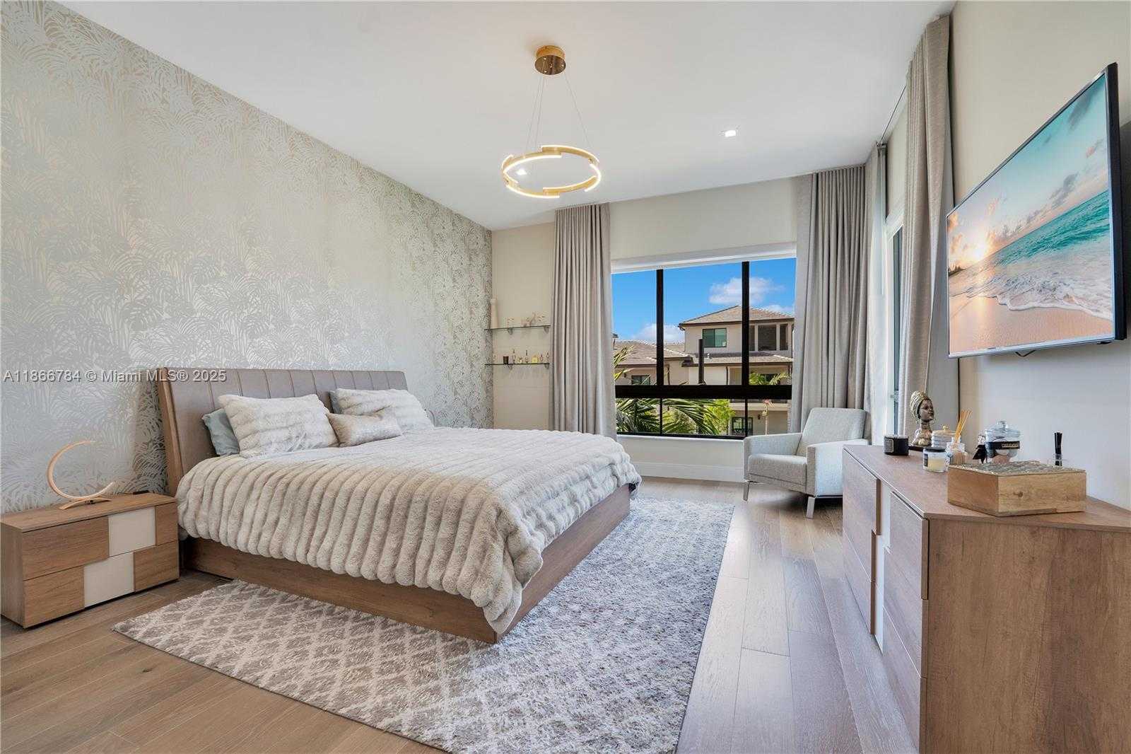 Small Image of 8279 NORTH WEST 43RD ST, Doral Number 16