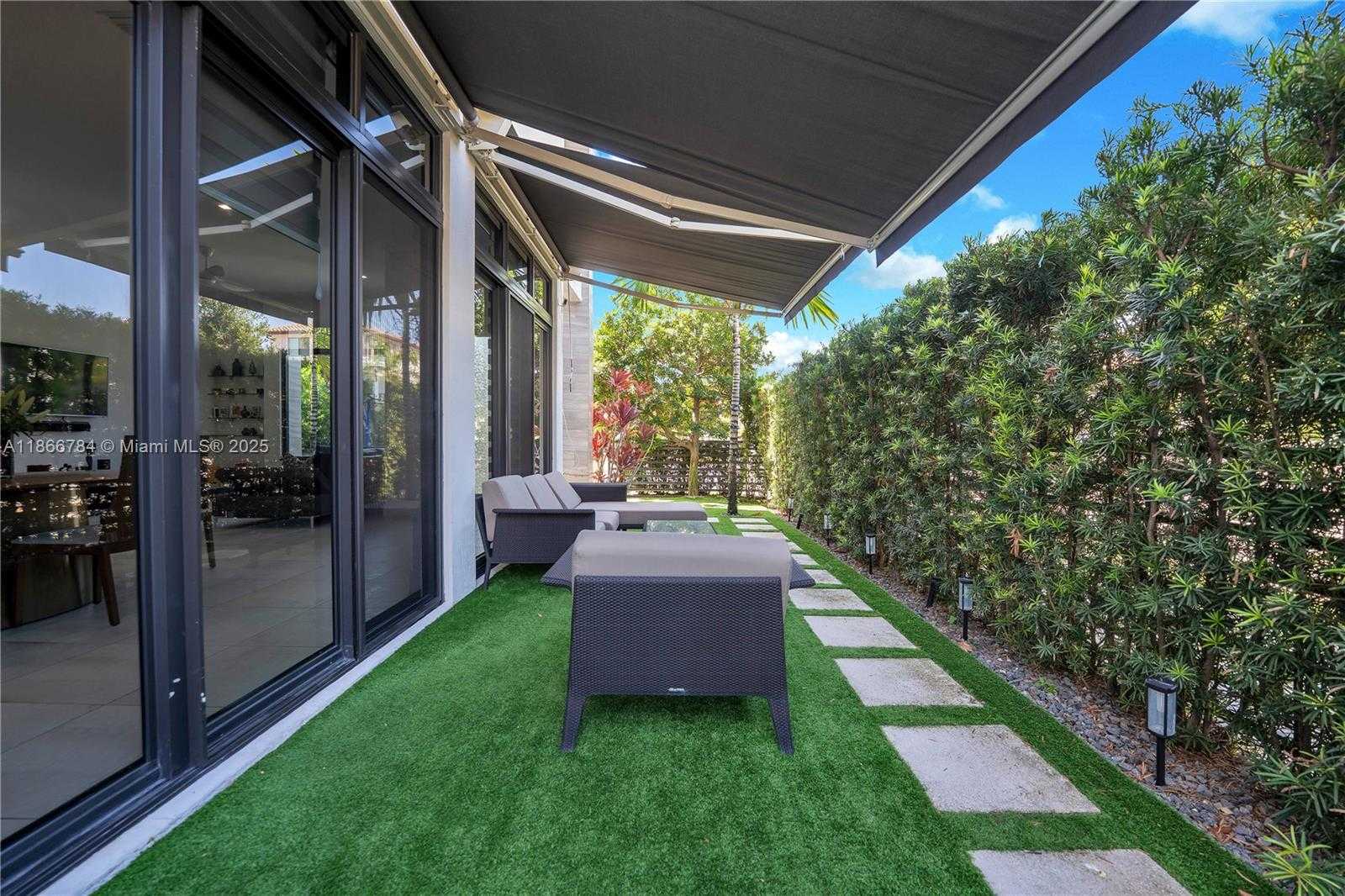 Small Image of 8279 NORTH WEST 43RD ST, Doral Number 25