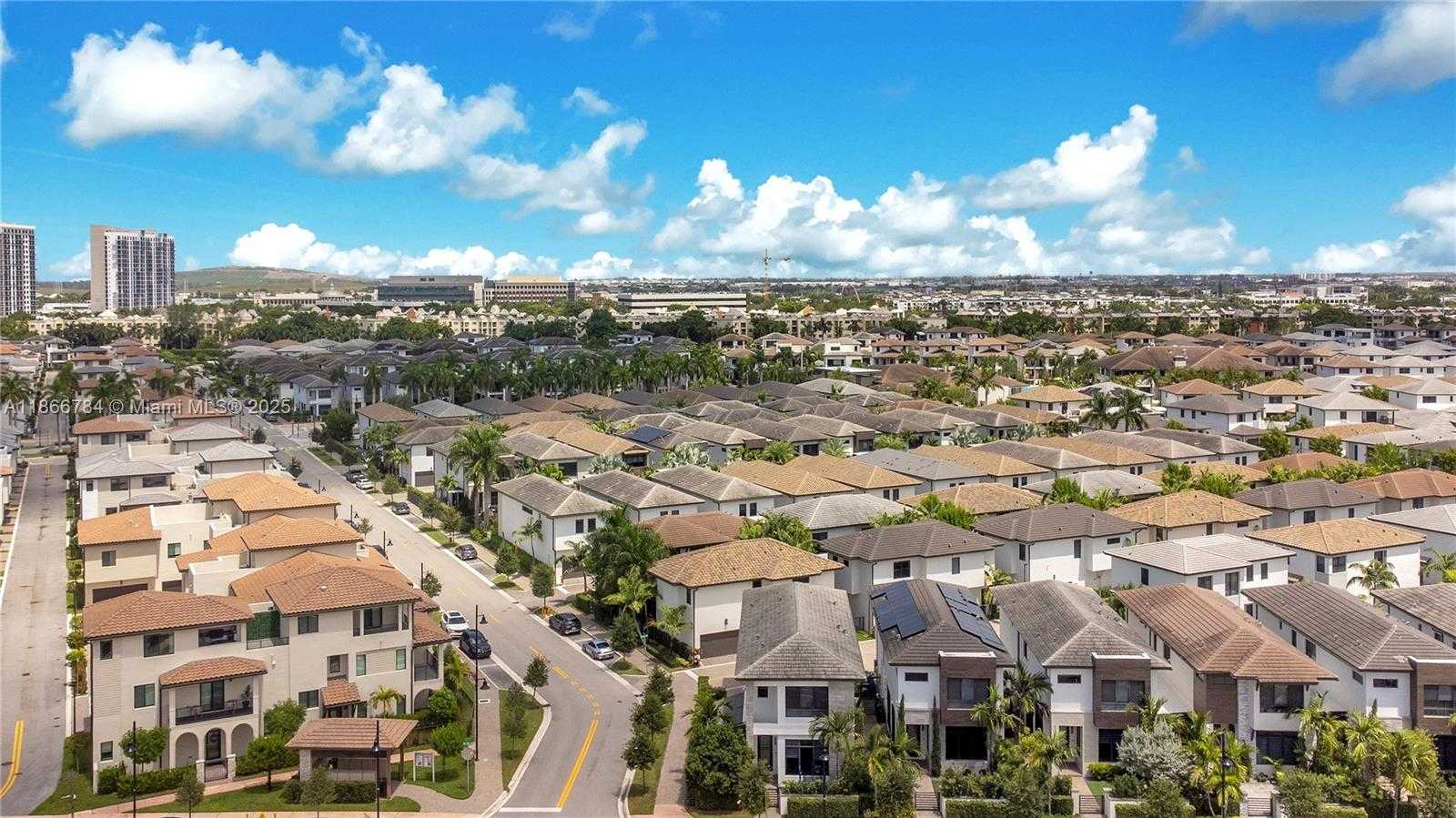 Small Image of 8279 NORTH WEST 43RD ST, Doral Number 30