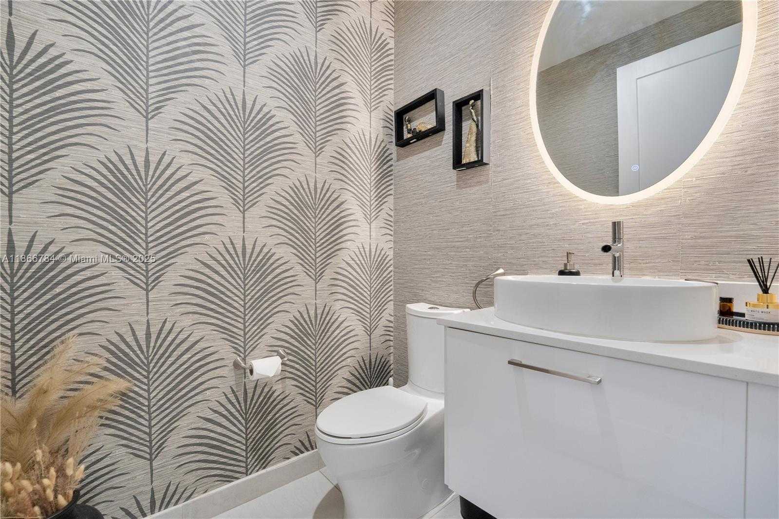 Small Image of 8279 NORTH WEST 43RD ST, Doral Number 7