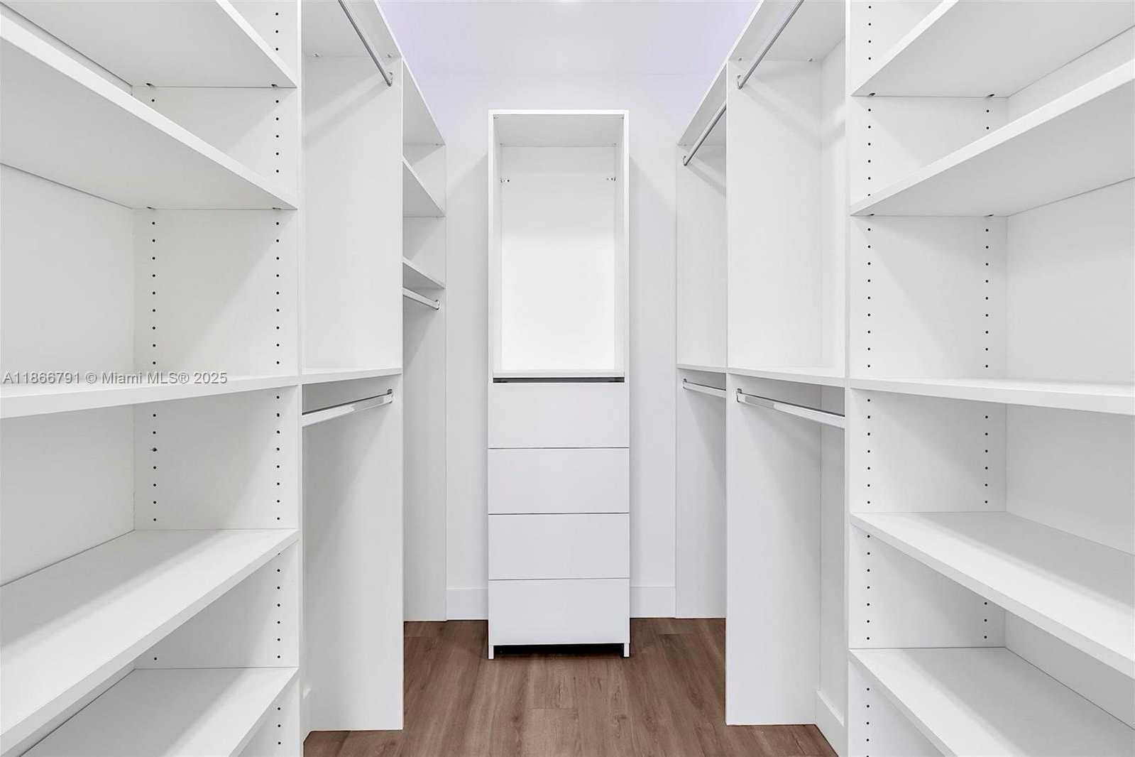 Small Image of 780 NORTH EAST 69TH ST #910, Miami Number 13
