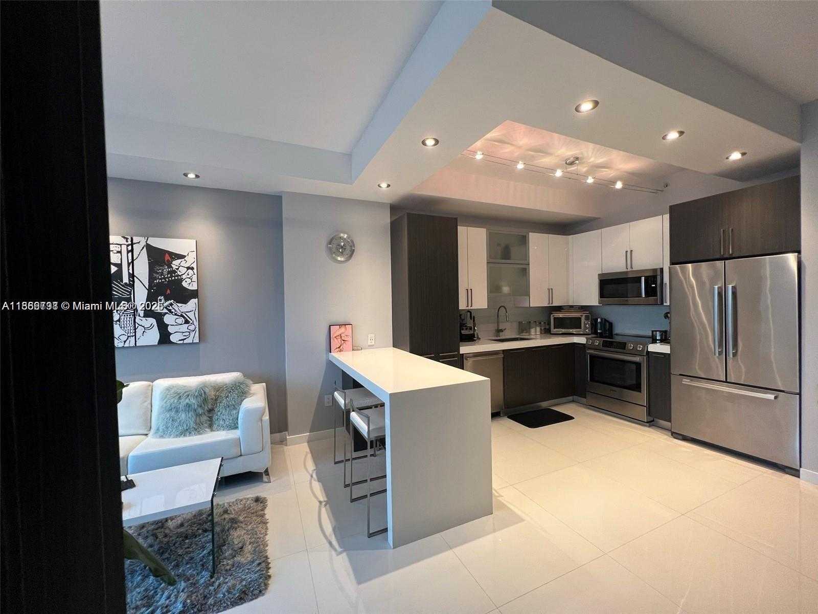 Small Image of 133 NORTH EAST 2ND AVE #3207, Miami Number 4