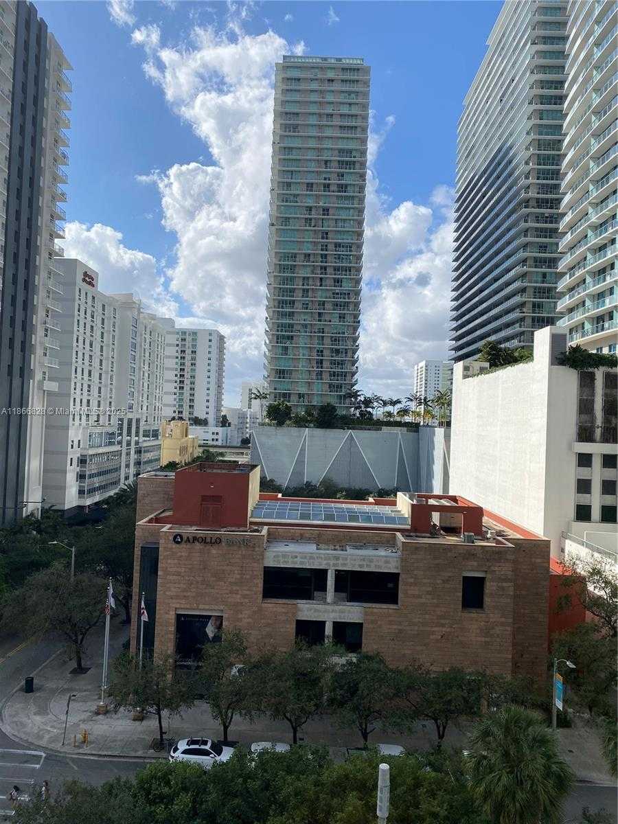 Small Image of 1080 BRICKELL AVE #707, Miami Number 6