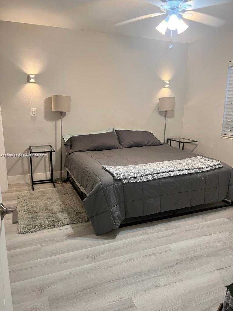 Small Image of 1551 MICHIGAN AVE #6, Miami Beach Number 11