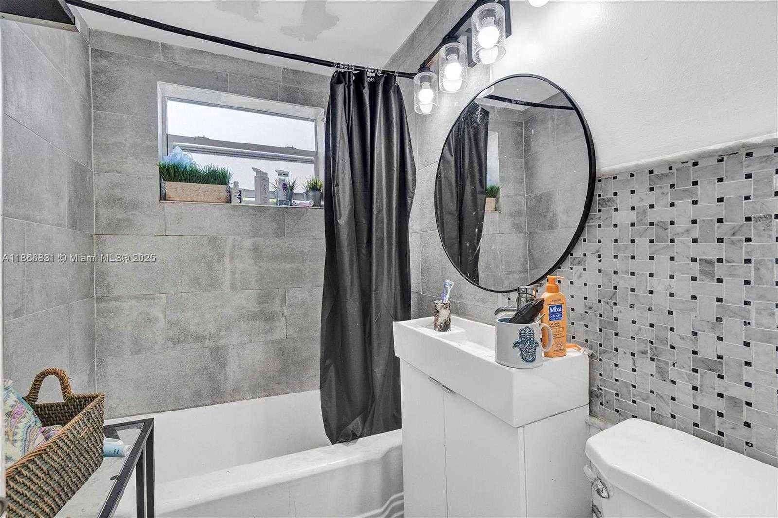 Small Image of 1551 MICHIGAN AVE #6, Miami Beach Number 14
