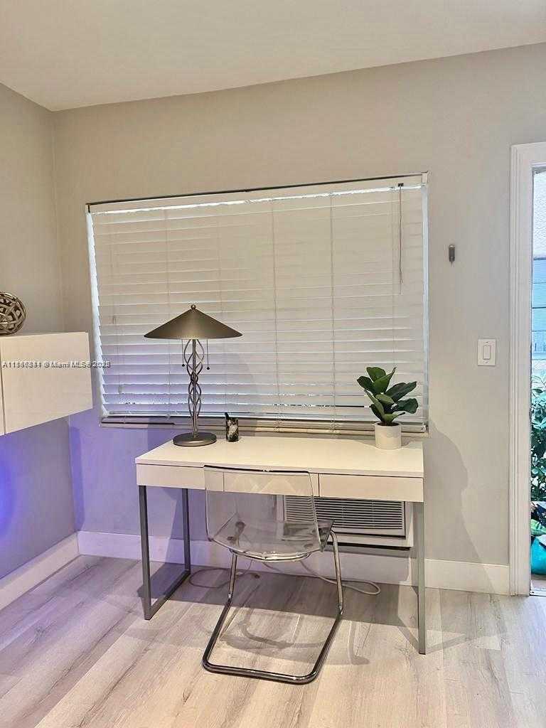 Small Image of 1551 MICHIGAN AVE #6, Miami Beach Number 5