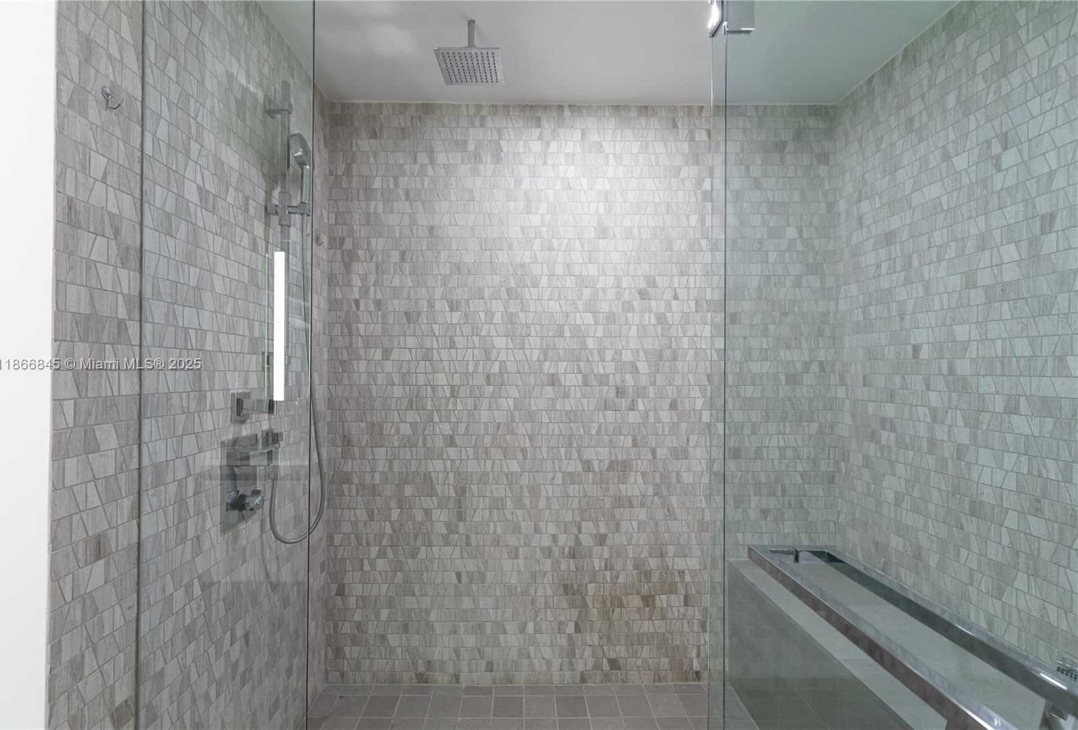 Small Image of 88 SOUTH WEST 7TH ST #3406, Miami Number 23