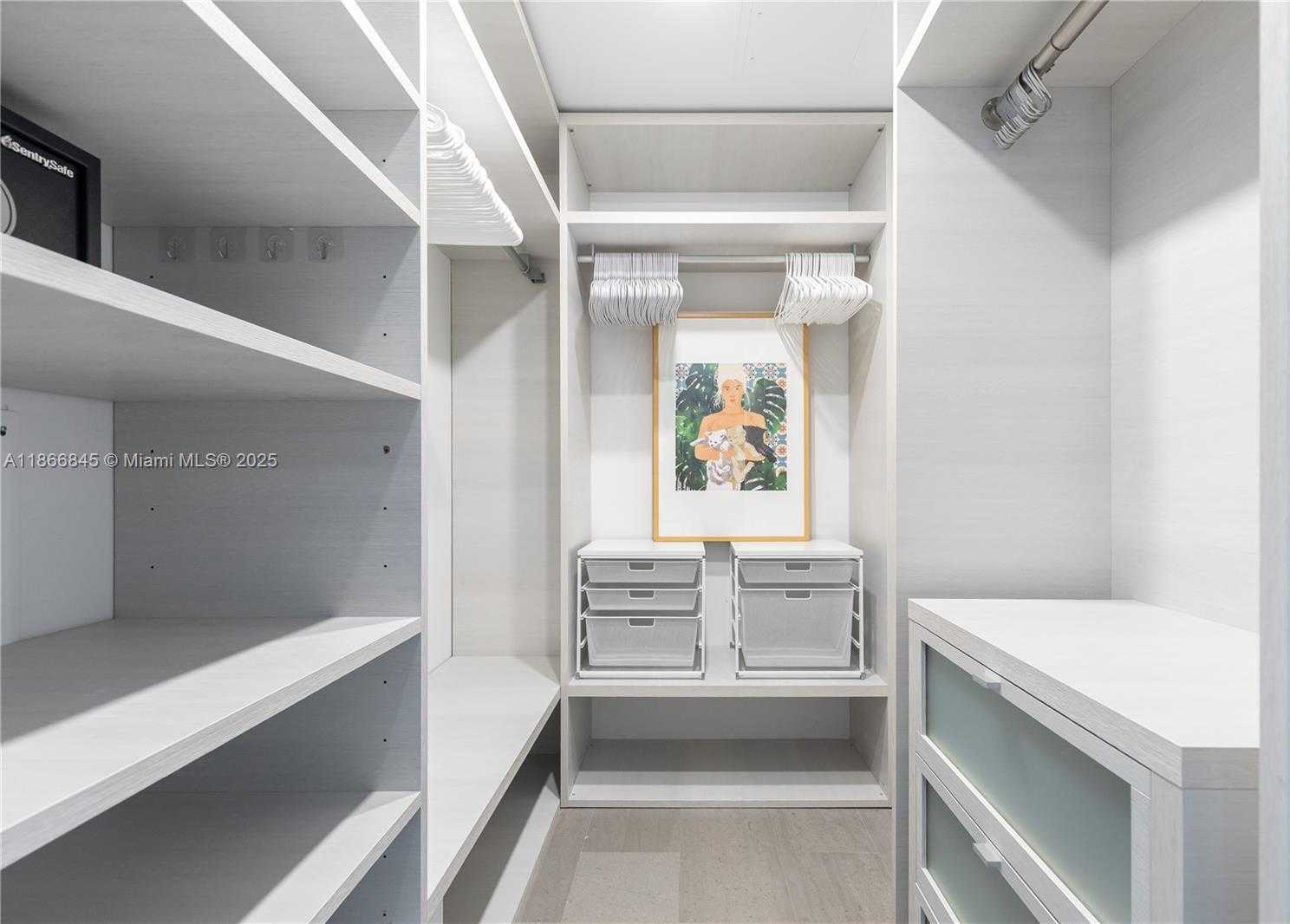 Small Image of 88 SOUTH WEST 7TH ST #3406, Miami Number 24