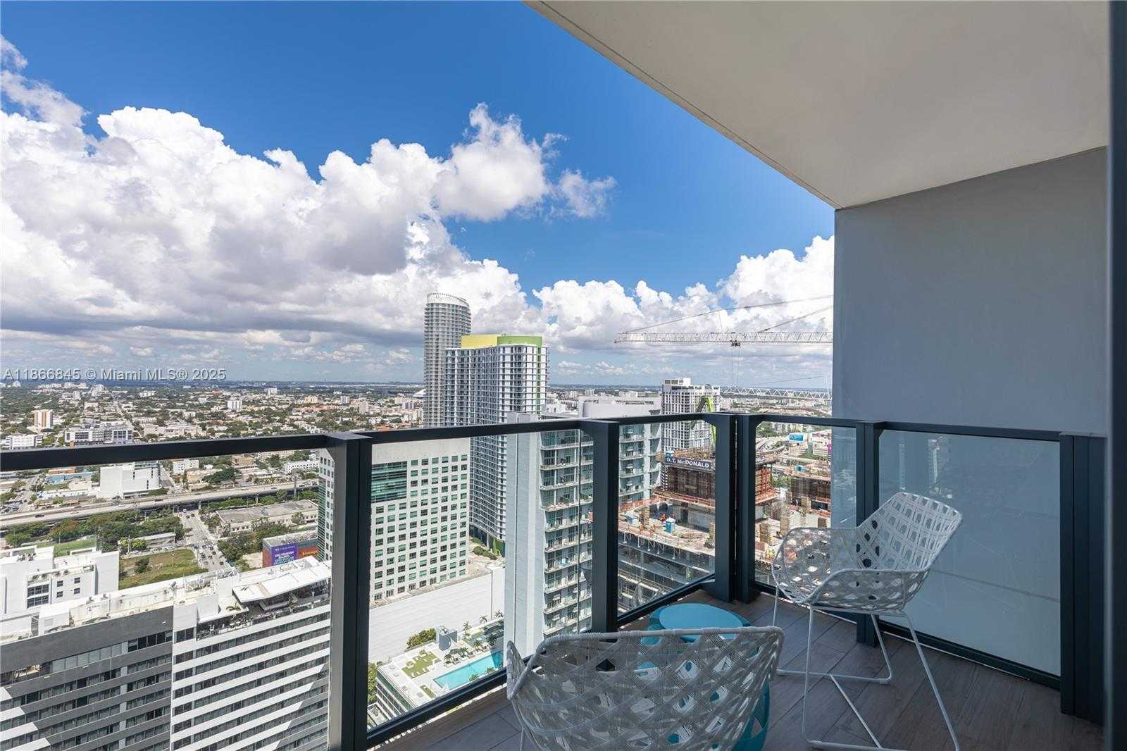 Small Image of 88 SOUTH WEST 7TH ST #3406, Miami Number 29