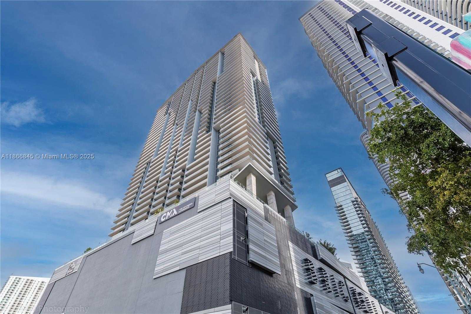 Small Image of 88 SOUTH WEST 7TH ST #3406, Miami Number 37