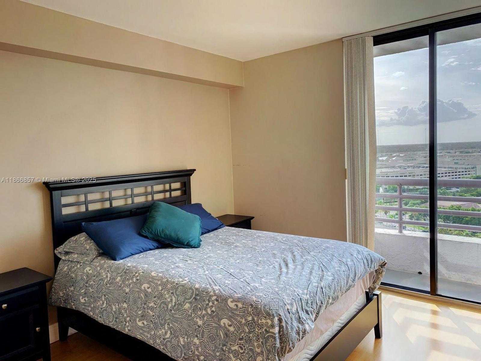 Small Image of 3300 NORTH EAST 191ST ST #1802, Aventura Number 11