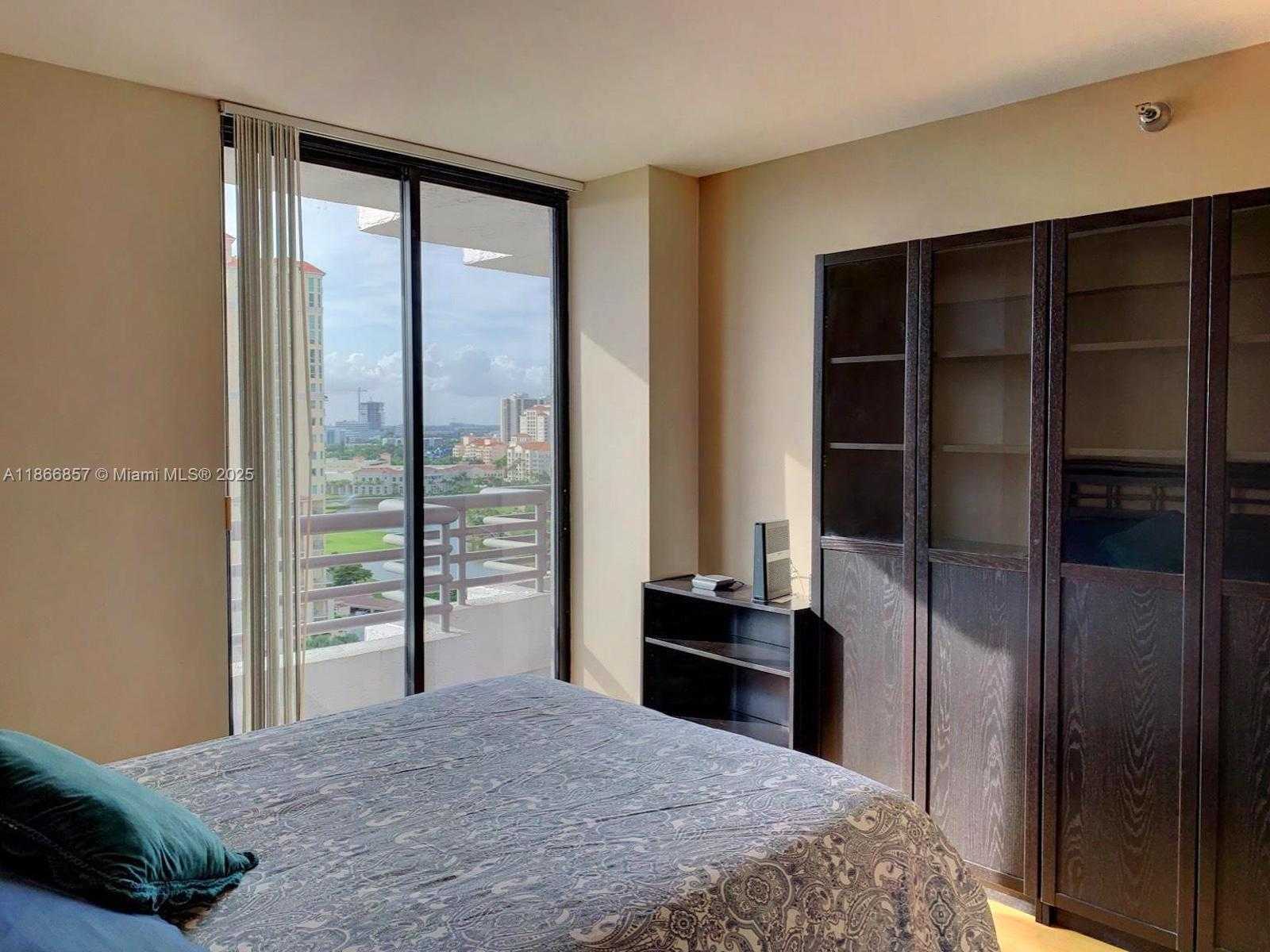 Small Image of 3300 NORTH EAST 191ST ST #1802, Aventura Number 12