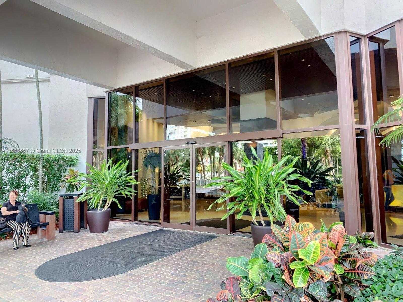 Small Image of 3300 NORTH EAST 191ST ST #1802, Aventura Number 19