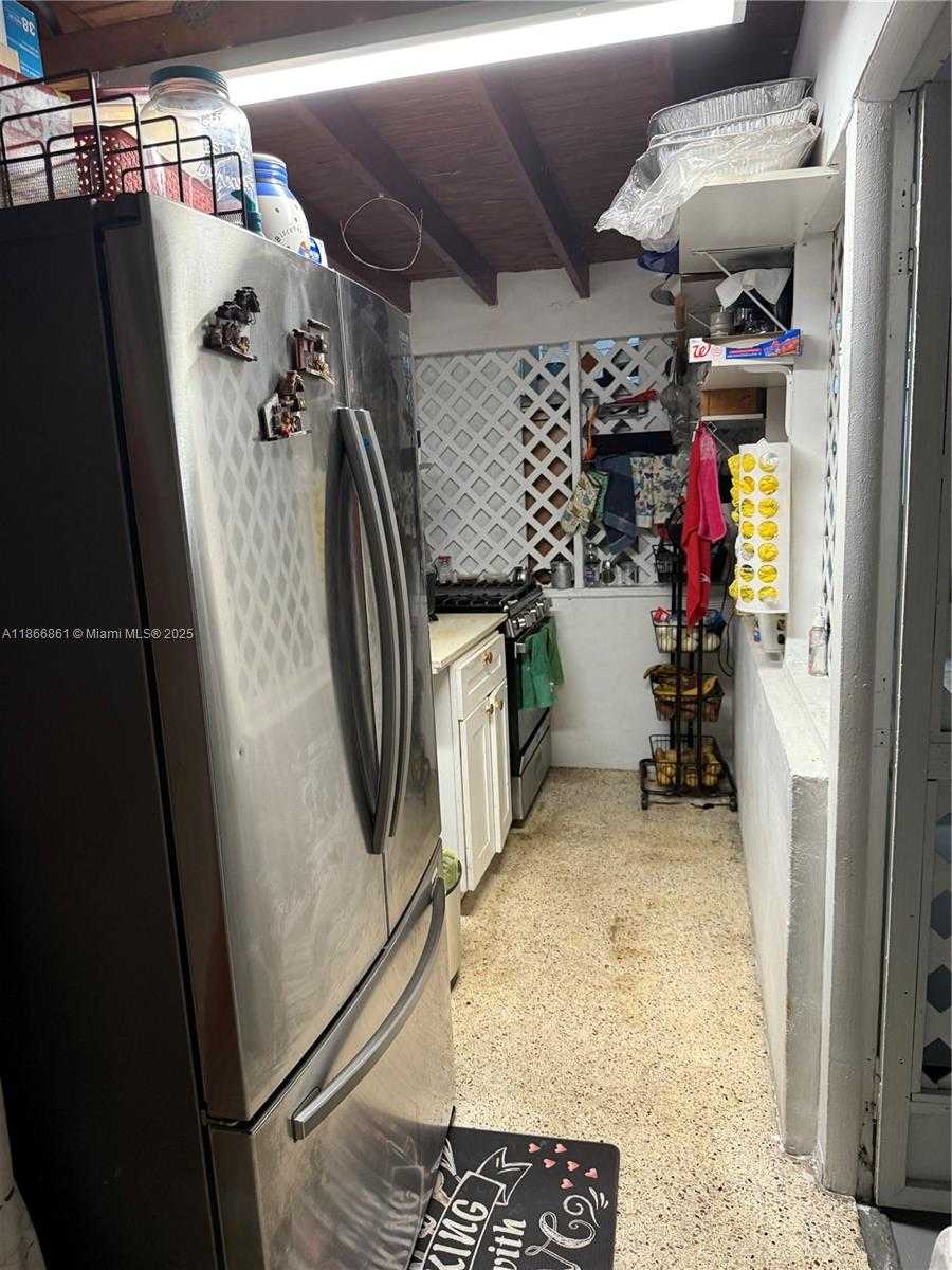 Small Image of 3889 NORTH WEST 4TH ST #1, Miami Number 16