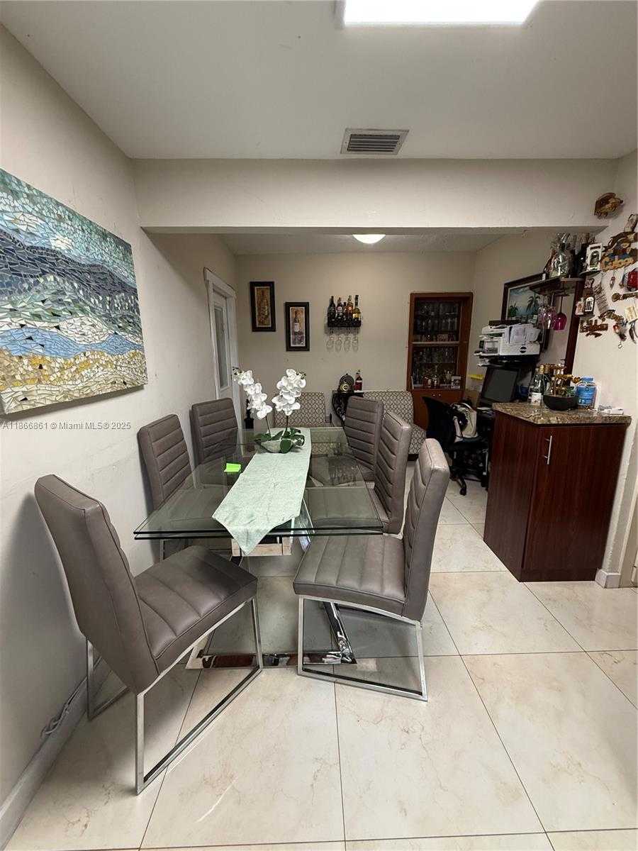 Small Image of 3889 NORTH WEST 4TH ST #1, Miami Number 8