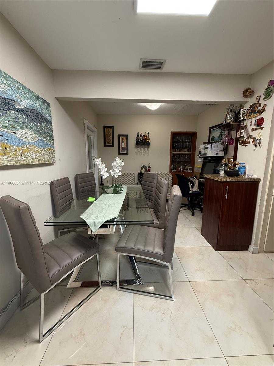 Small Image of 3889 NORTH WEST 4TH ST #1, Miami Number 9
