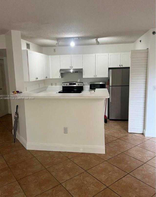Small Image of 19601 EAST COUNTRY CLUB DR #7204, Aventura Number 13