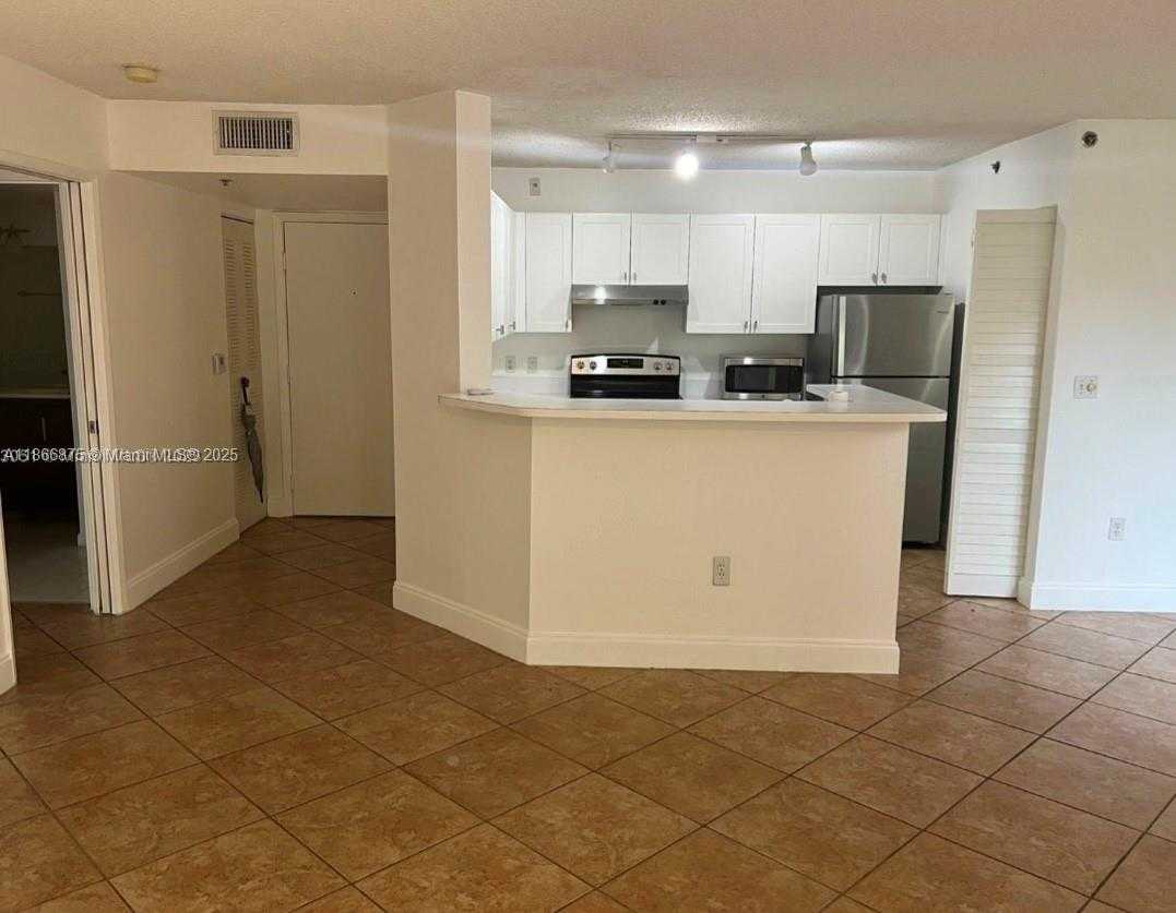 Small Image of 19601 EAST COUNTRY CLUB DR #7204, Aventura Number 8
