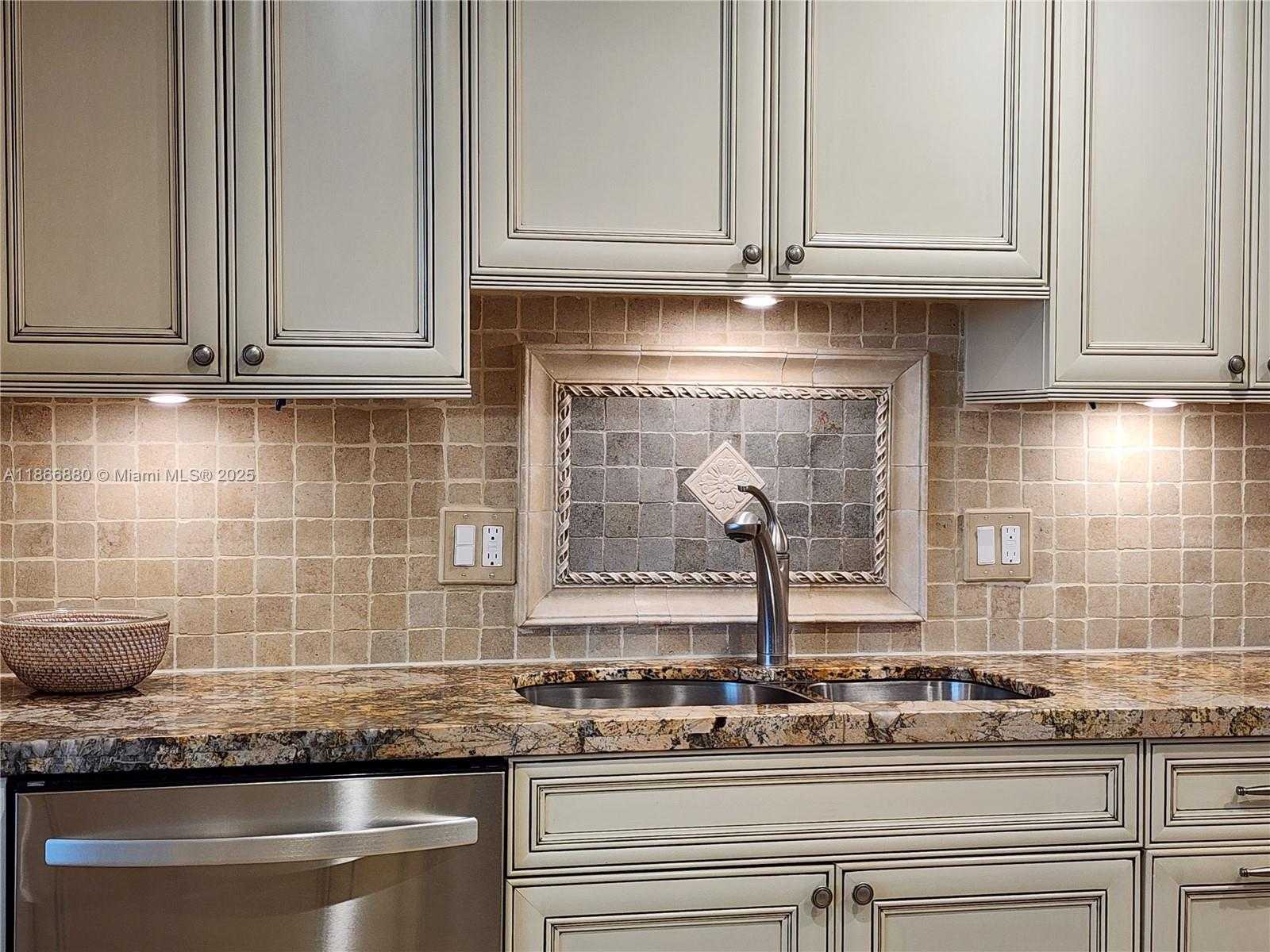 Small Image of 3505 SOUTH OCEAN DR #708, Hollywood Number 11