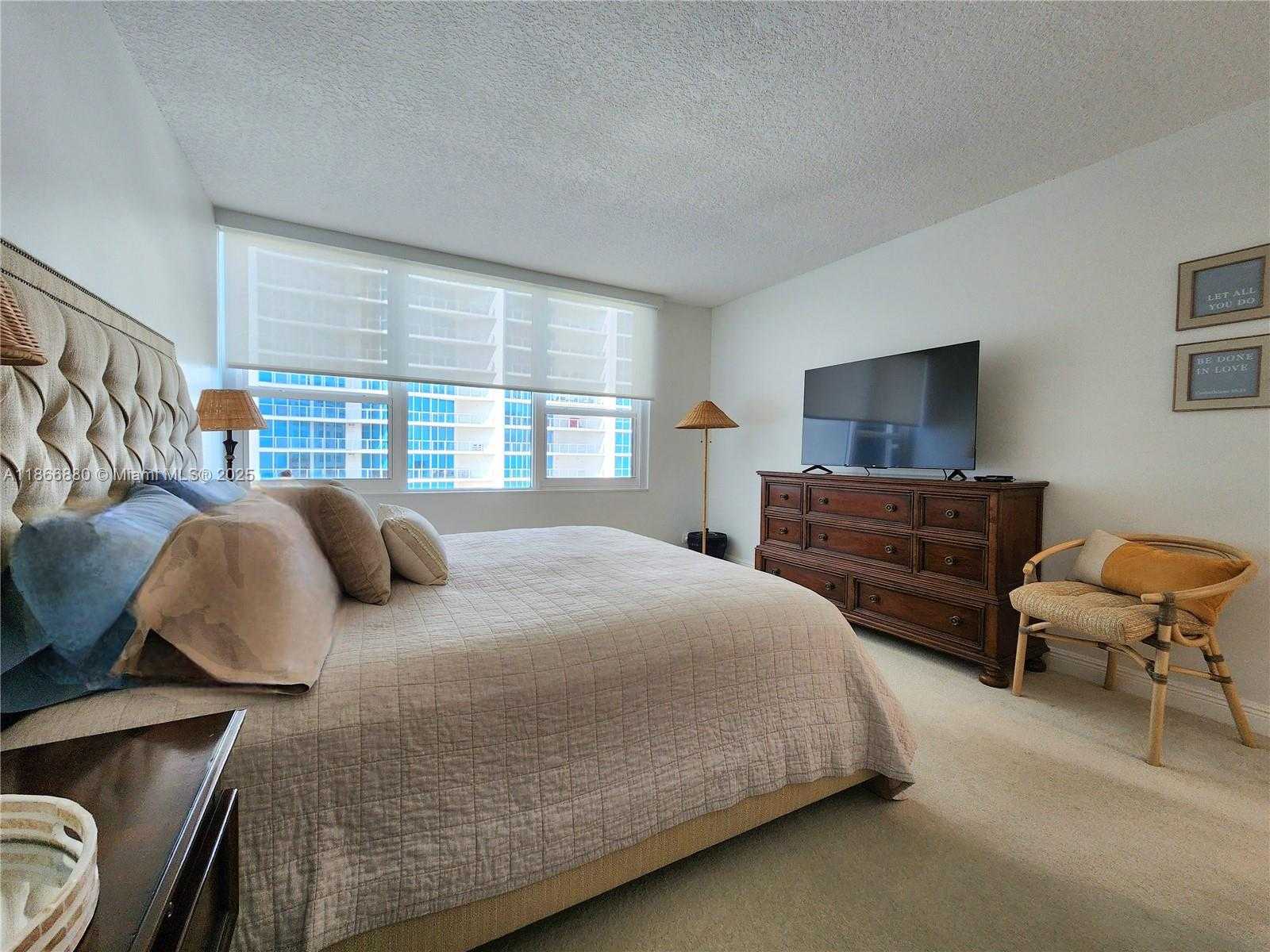 Small Image of 3505 SOUTH OCEAN DR #708, Hollywood Number 15