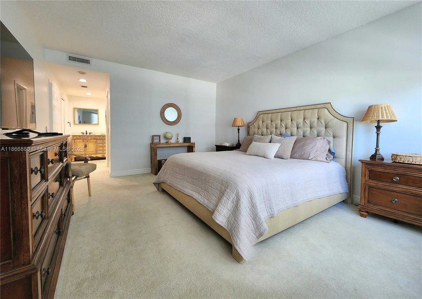 Small Image of 3505 SOUTH OCEAN DR #708, Hollywood Number 16