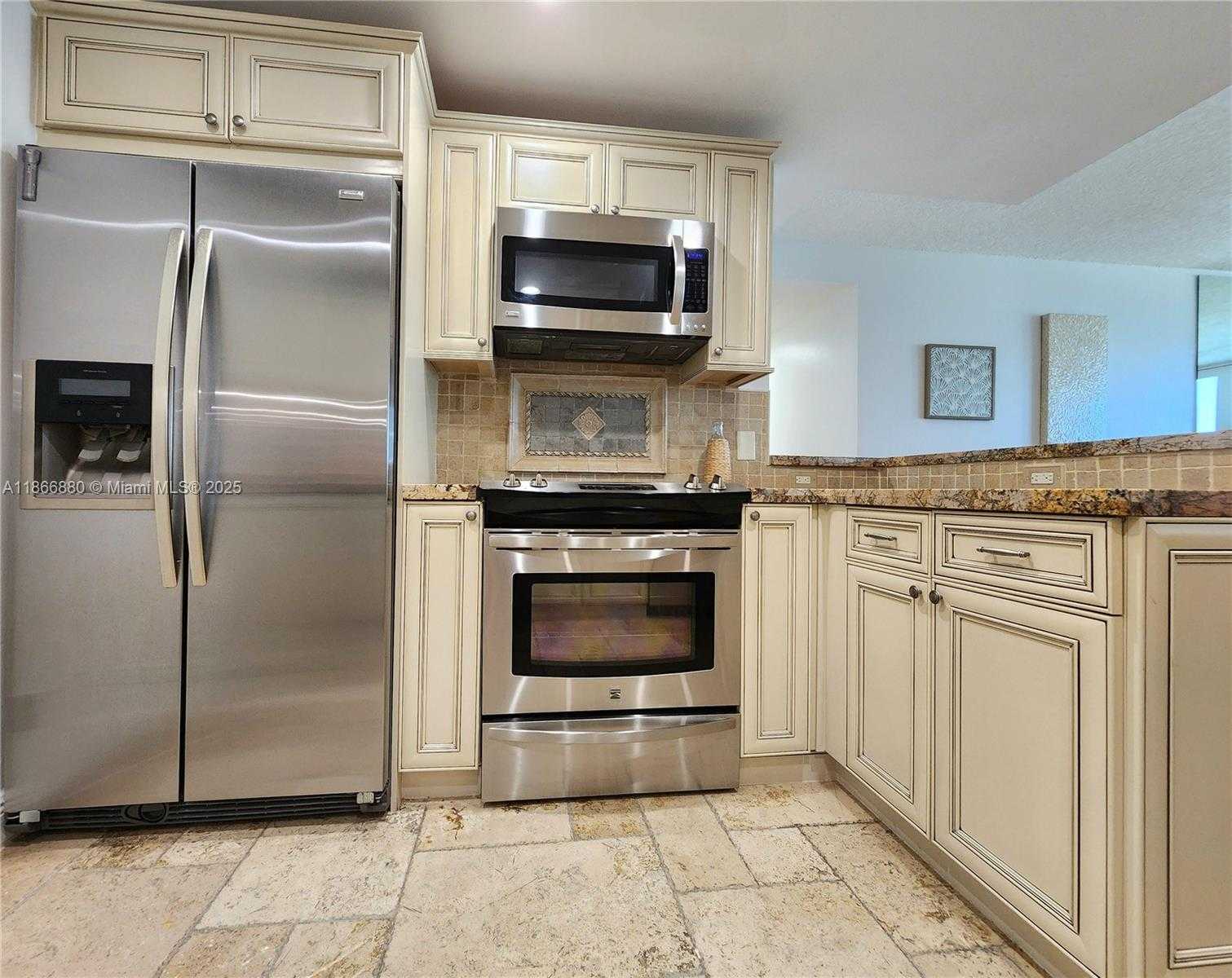 Small Image of 3505 SOUTH OCEAN DR #708, Hollywood Number 8