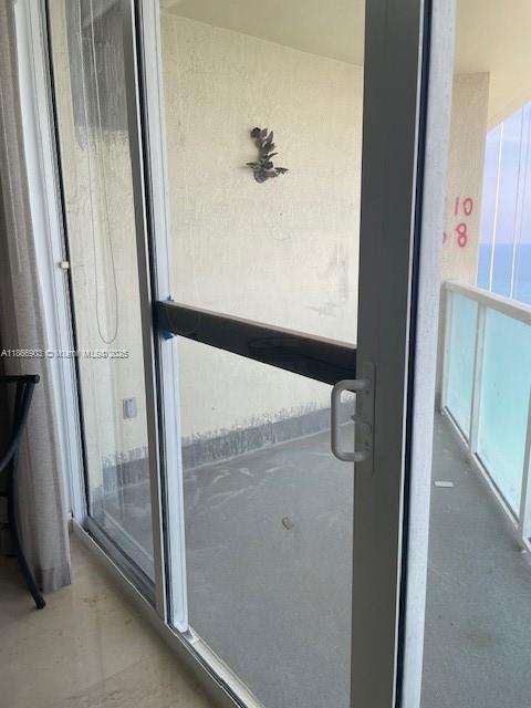 Small Image of Sunny Isles Beach Number 10