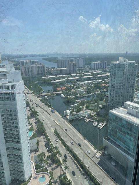 Small Image of Sunny Isles Beach Number 16