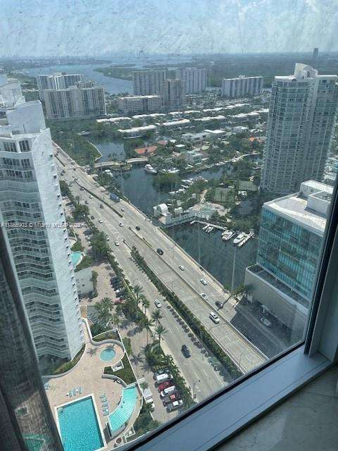 Small Image of Sunny Isles Beach Number 17