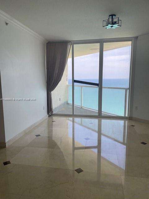 Small Image of Sunny Isles Beach Number 21