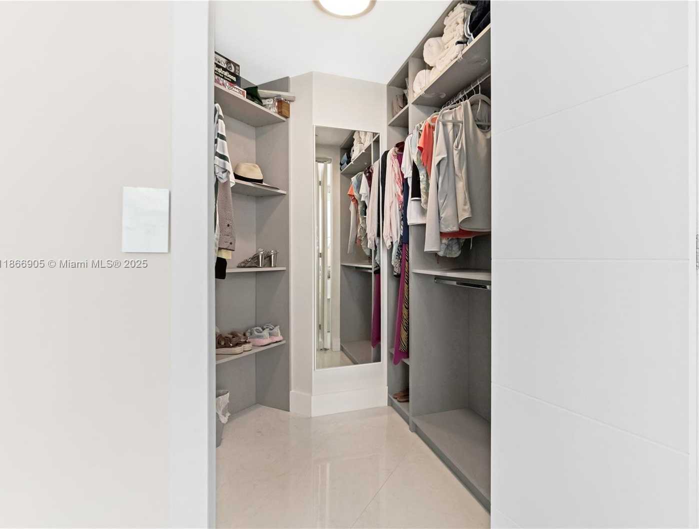 Small Image of 7330 OCEAN TER #2404, Miami Beach Number 18