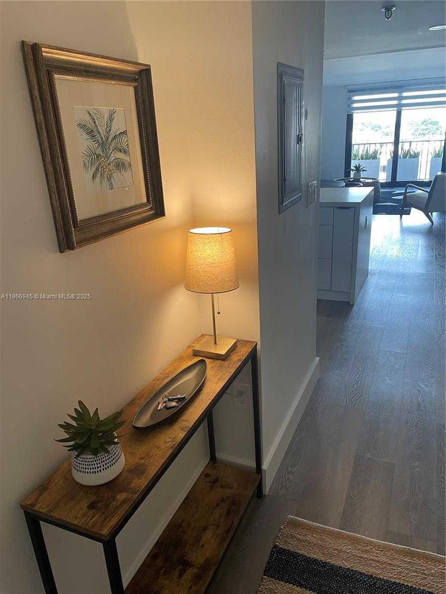 Small Image of 2625 COLLINS AVE #609, Miami Beach Number 25