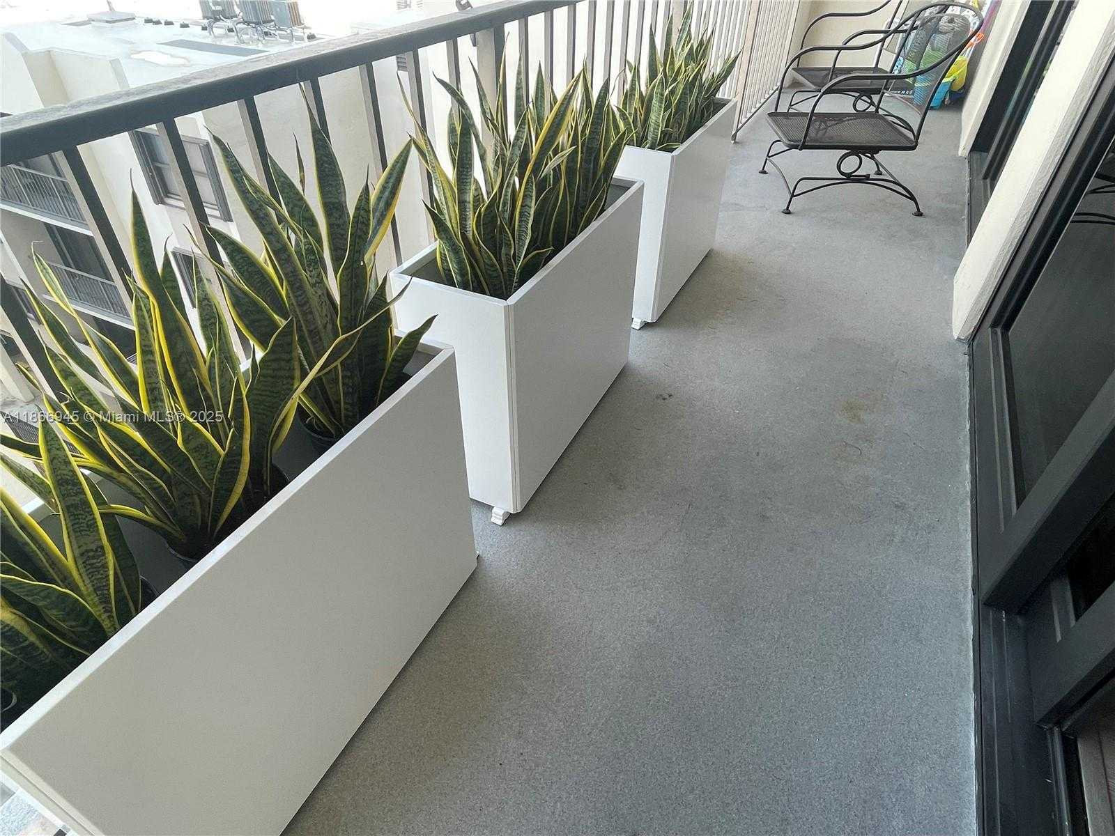 Small Image of 2625 COLLINS AVE #609, Miami Beach Number 33
