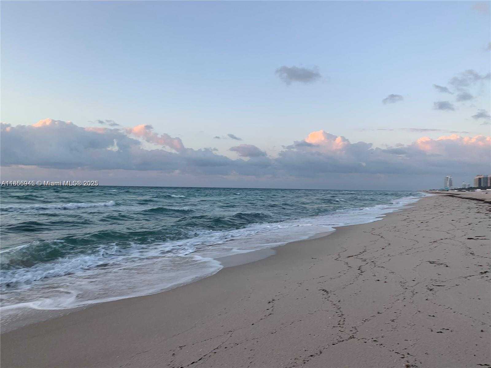 Small Image of 2625 COLLINS AVE #609, Miami Beach Number 69