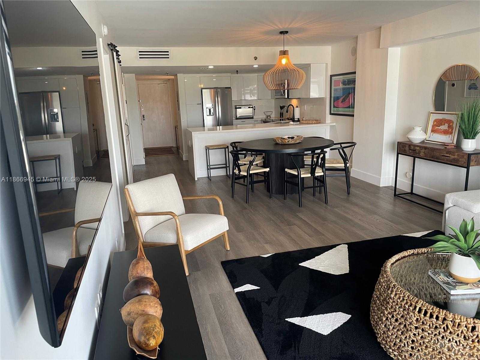 Small Image of 2625 COLLINS AVE #609, Miami Beach Number 8
