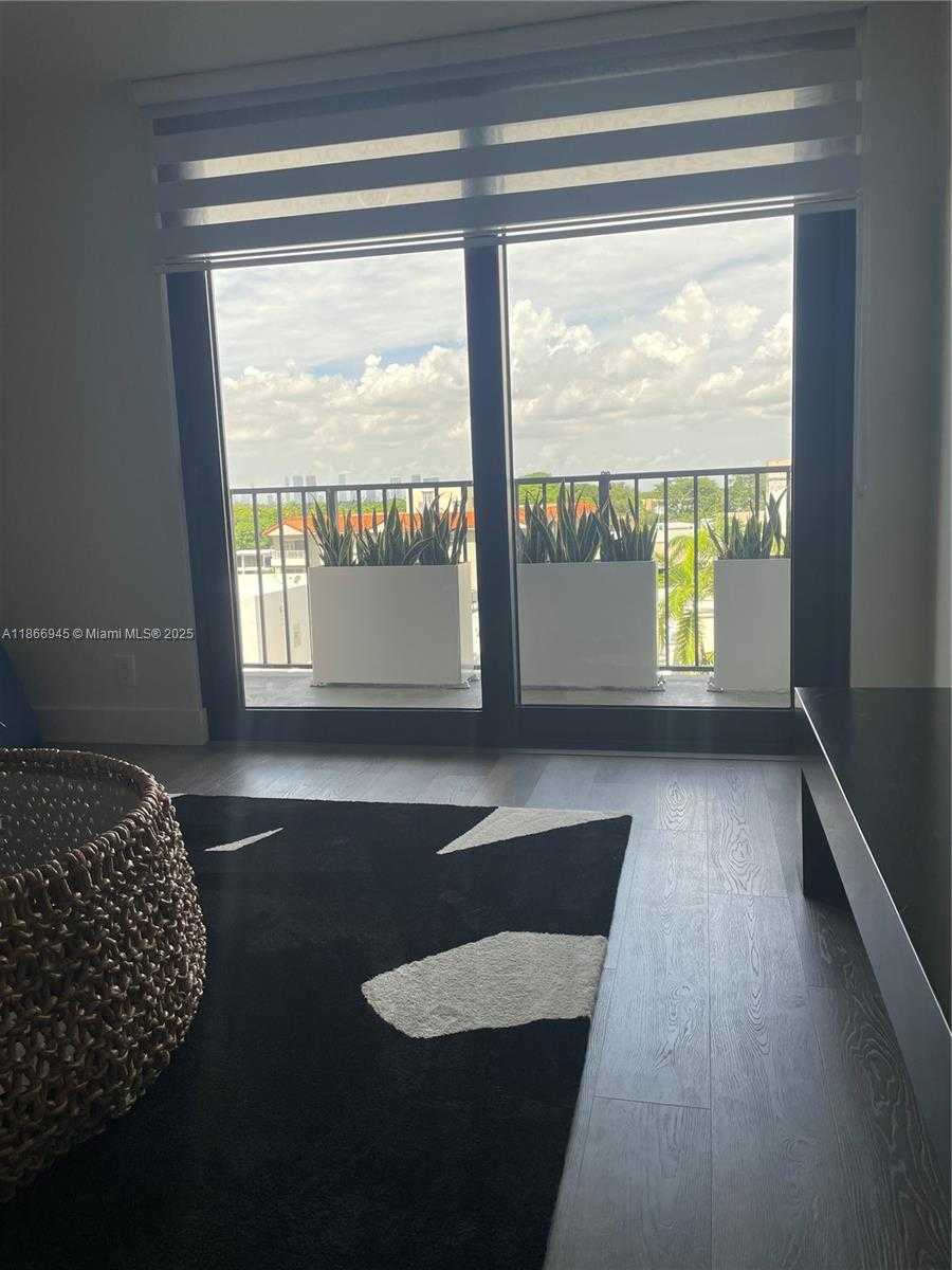Small Image of 2625 COLLINS AVE #609, Miami Beach Number 9