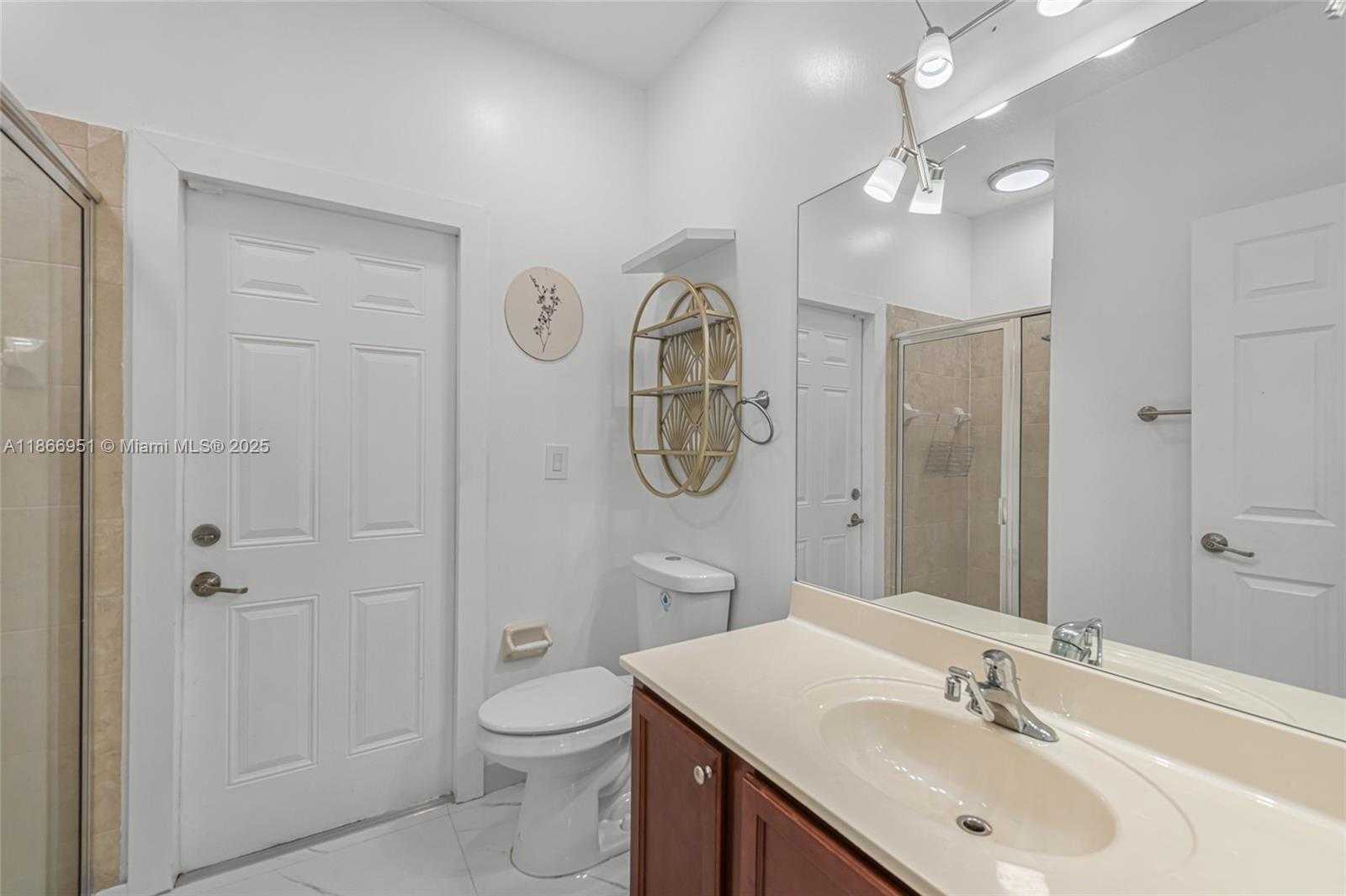 Small Image of 642 SOUTH EAST 37TH PL, Homestead Number 14