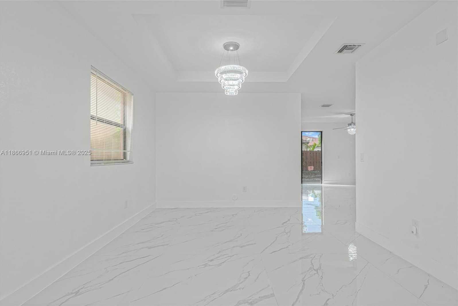 Small Image of 642 SOUTH EAST 37TH PL, Homestead Number 7