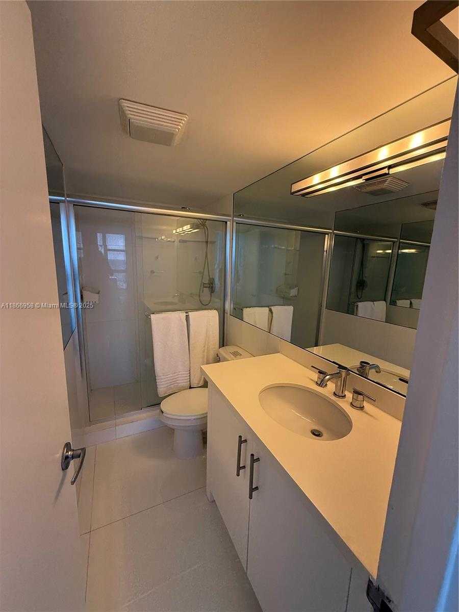 Small Image of 10275 COLLINS AVE #619, Bal Harbour Number 11